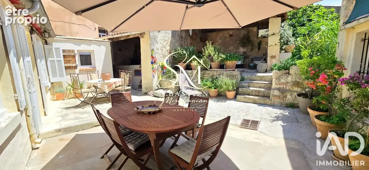 Photo 1 - Maison à CUERS