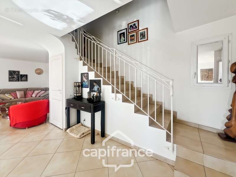 Appartement à HYERES