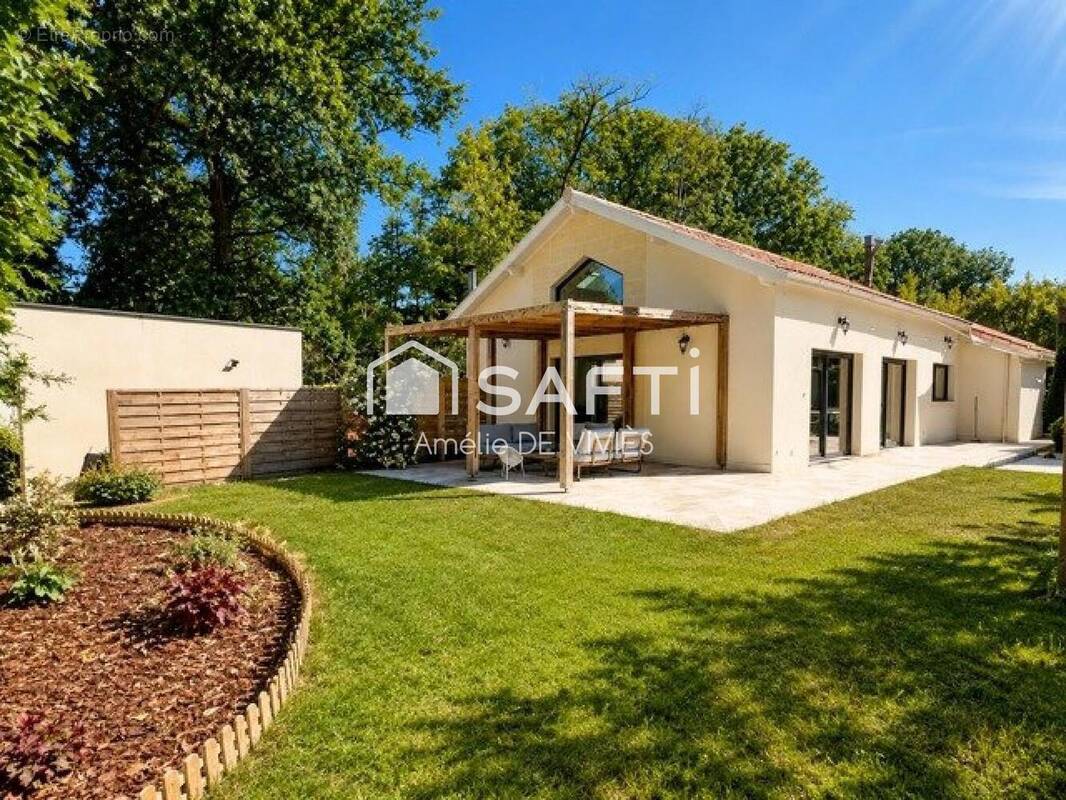 Photo 1 - Maison à PESSAC