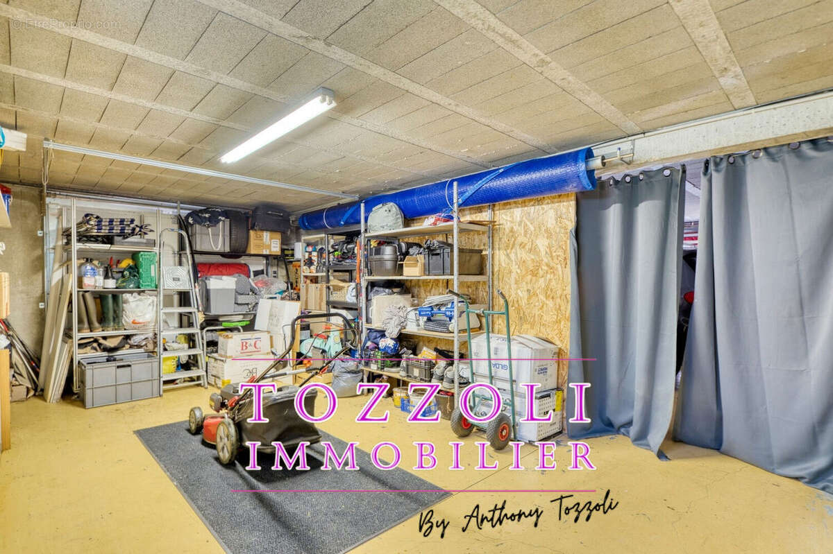 Maison à SAVAS-MEPIN