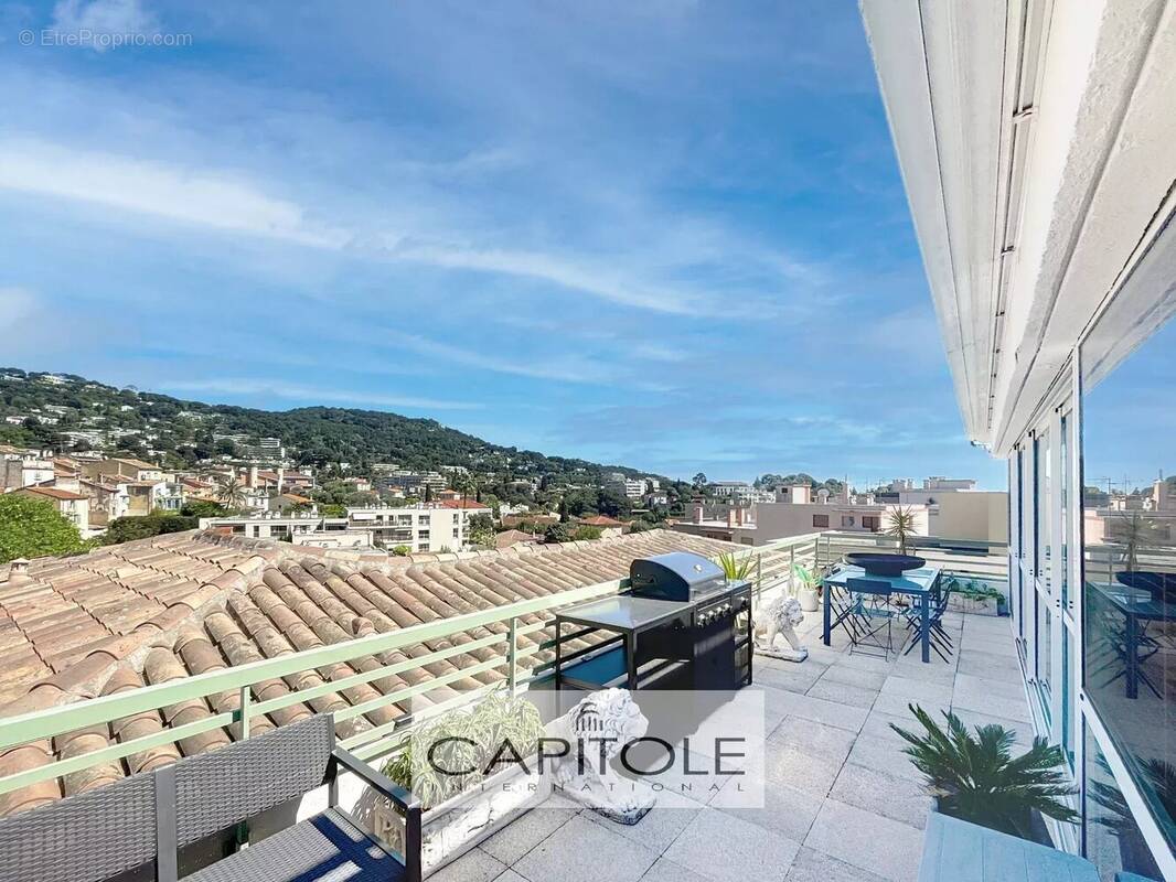 Appartement à LE CANNET