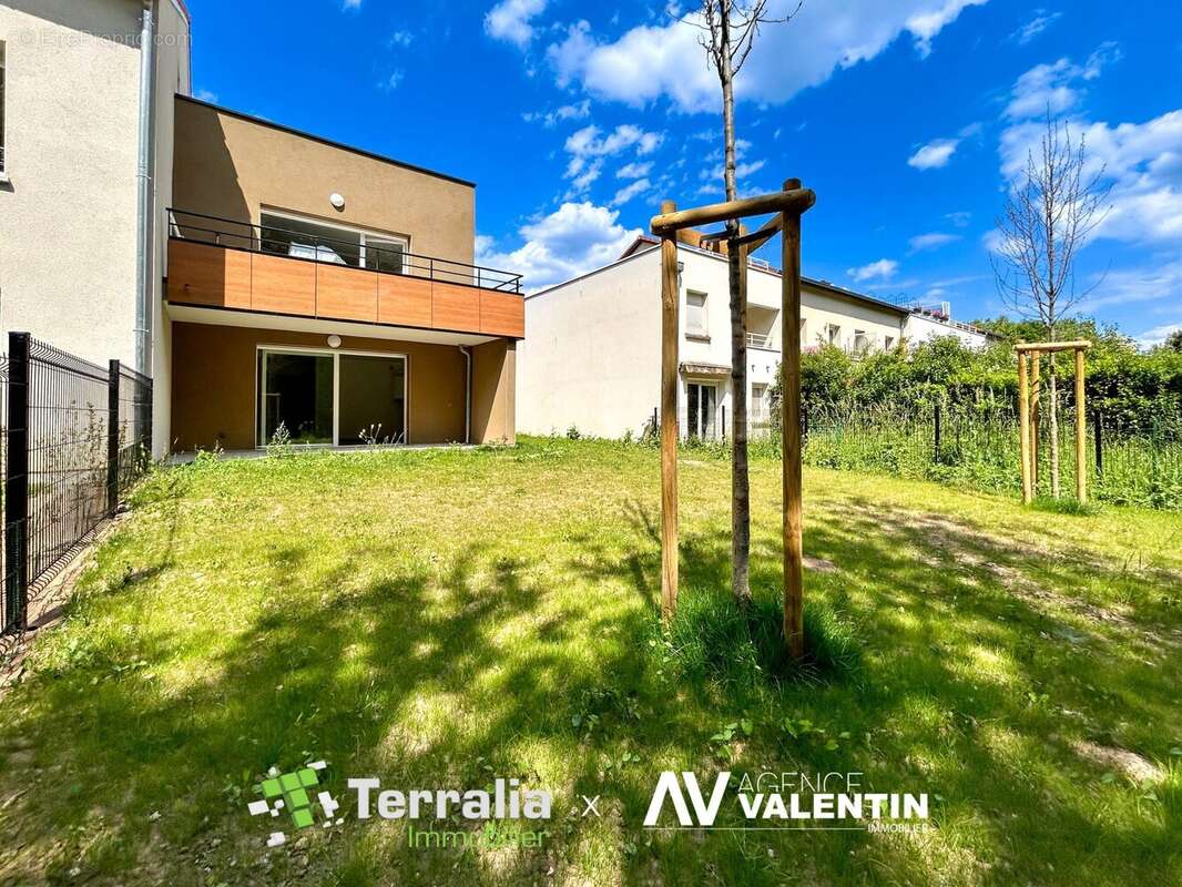 Appartement à NORROY-LE-VENEUR