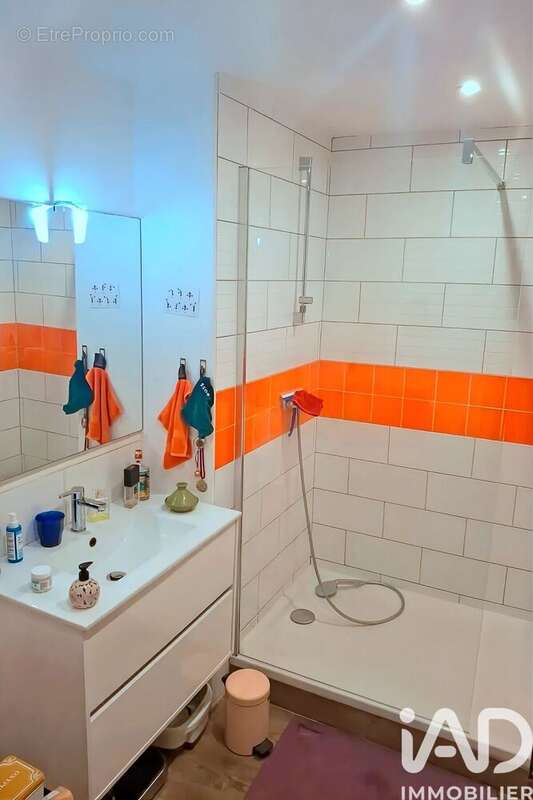 Photo 9 - Appartement à MARSEILLE-5E