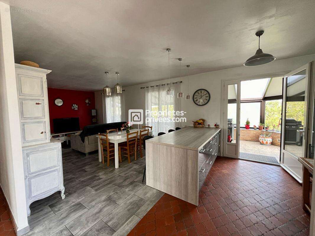 Maison à LE TAILLAN-MEDOC