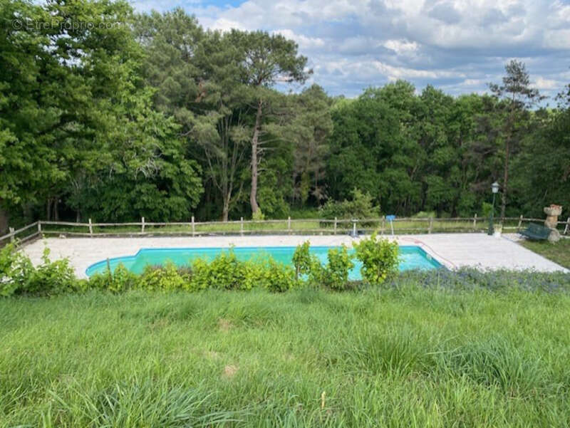 Maison à SAINT-ASTIER