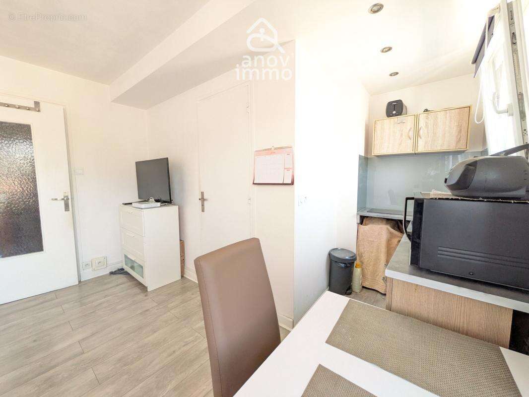 T1bis de 22m2 avec balcon - photo 5