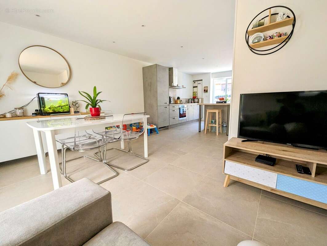 Maison à SAINTE-MARIE-SUR-OUCHE