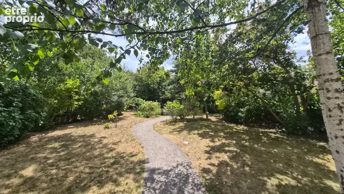 Viry Centre, T6, 116 m², sous sol, terrain 625 m², dépendance - photo 7