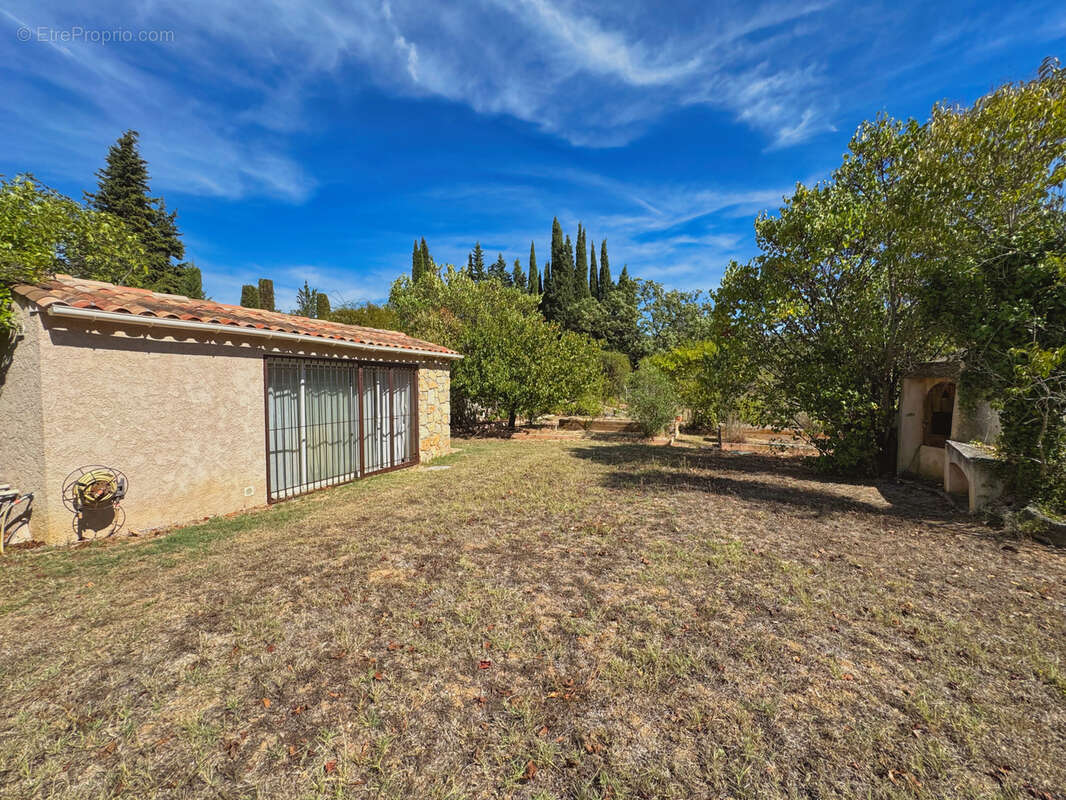 Maison à LORGUES