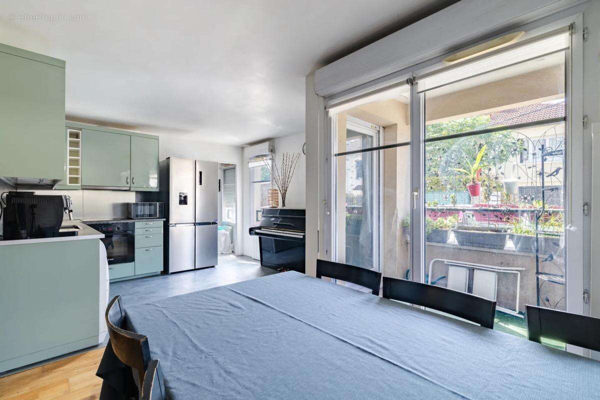 Appartement à MORANGIS