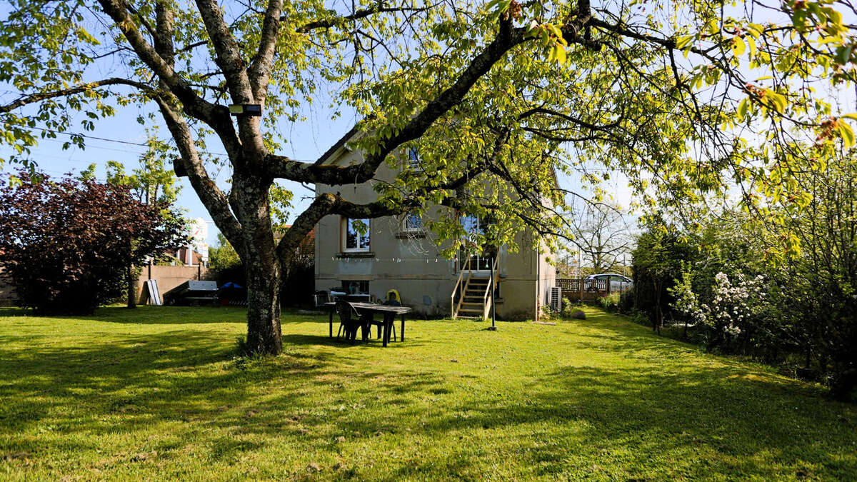 Maison à COMMENTRY