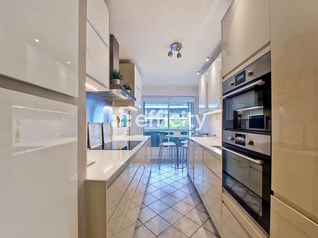 Appartement à SAINT-GRATIEN