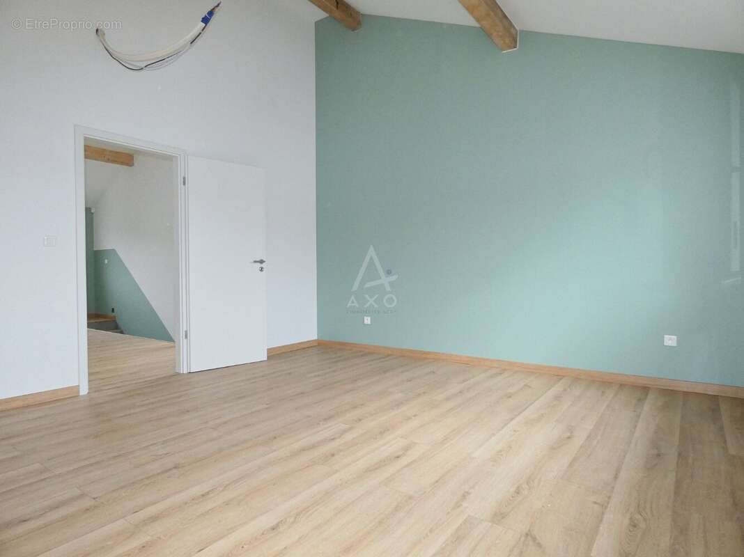 Commerce à PLESNOIS