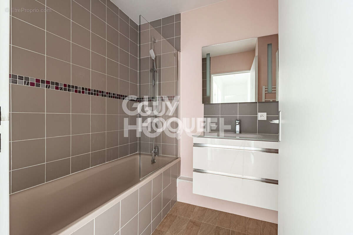 Appartement à ASNIERES-SUR-SEINE