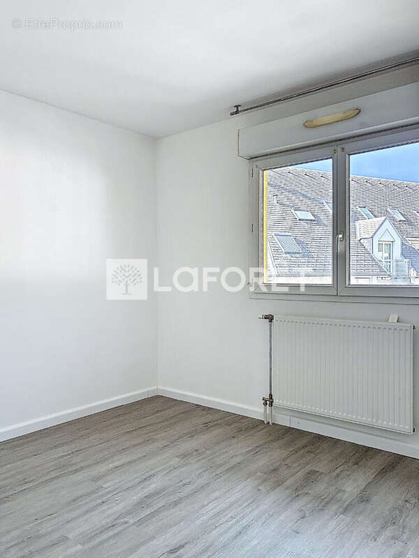 Appartement à CHALLES-LES-EAUX