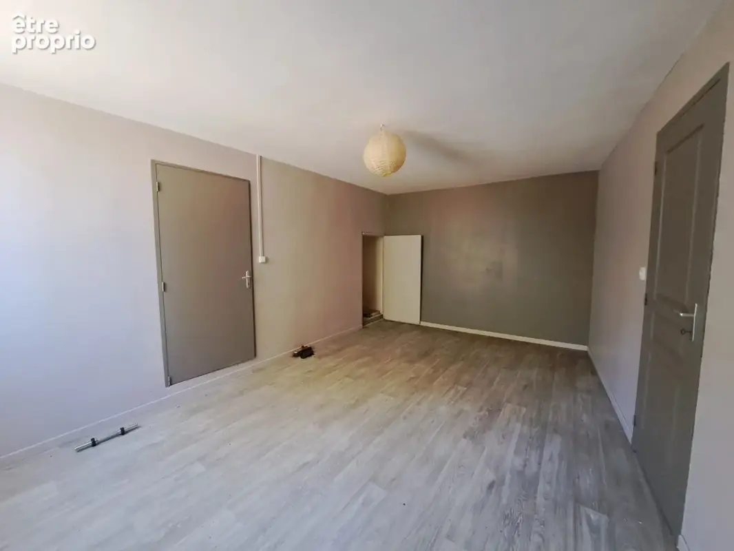 Maison 7 pièces 156 m² à vendre à Barret (16300) - photo 7