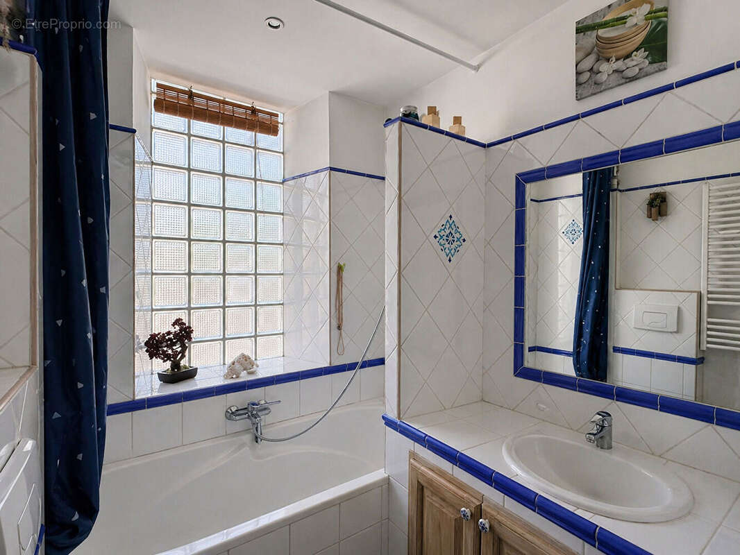 Appartement à CHATEAURENARD