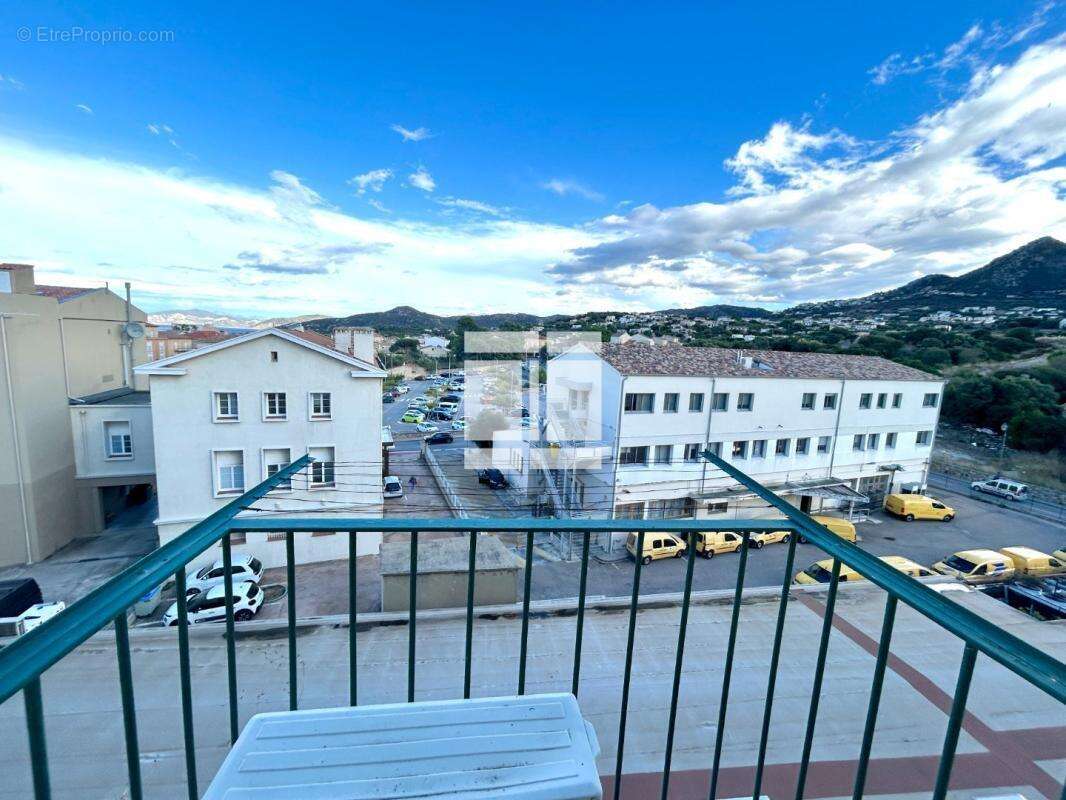 Appartement à L'ILE-ROUSSE