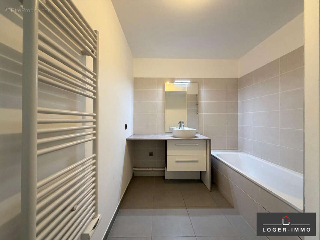 Appartement à LE PERREUX-SUR-MARNE