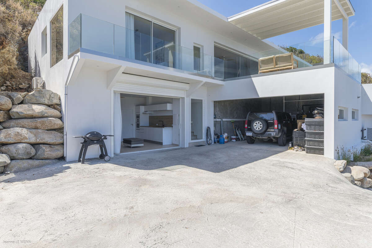 villa 3 chambres Oysrer pound superbe vue mer et St Barth - photo 43