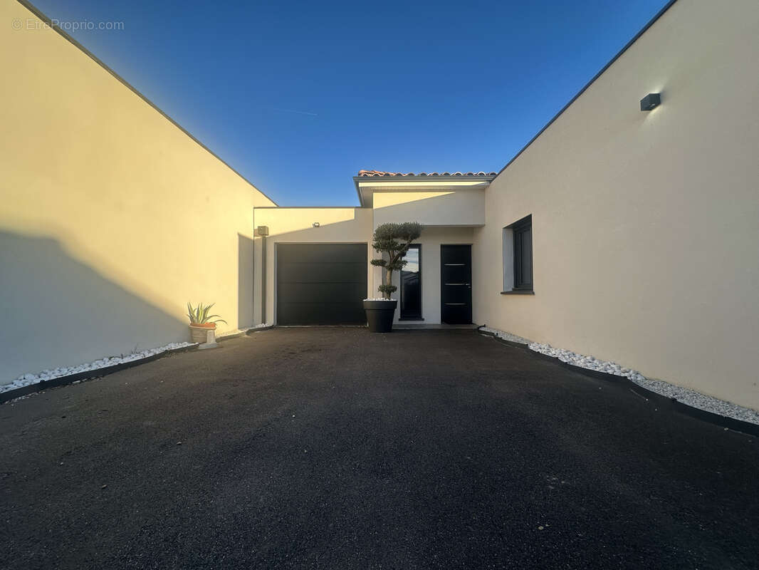Maison à CONQUES-SUR-ORBIEL