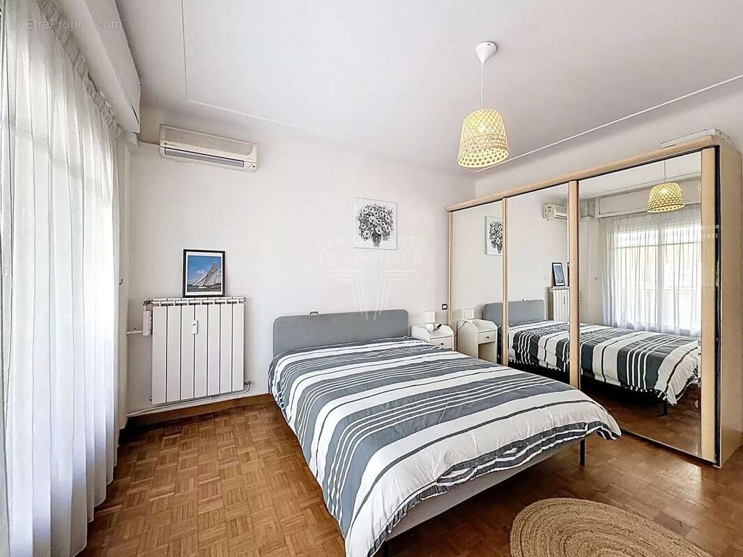 Appartement à LE CANNET