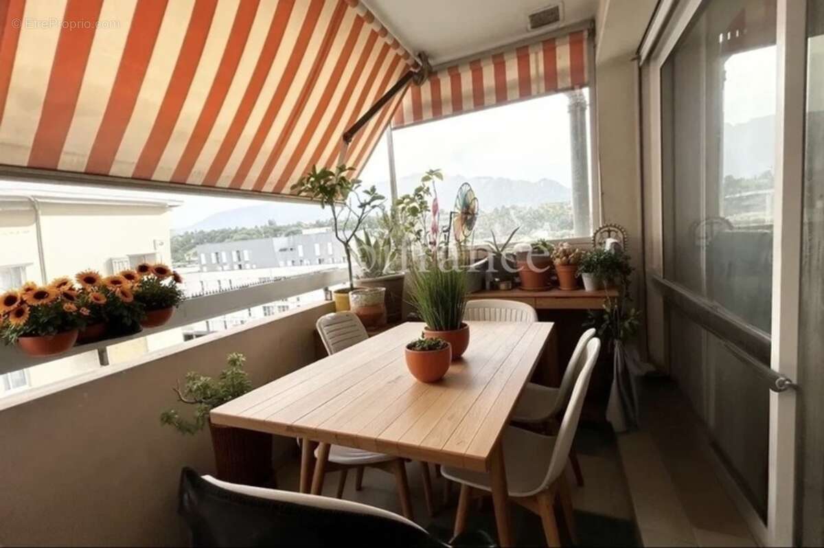 Appartement T2 de 69 m², dernier étage avec balcons, cave, garage locatif possible – Hypercentre Aix-les-Bains (73) - photo 6
