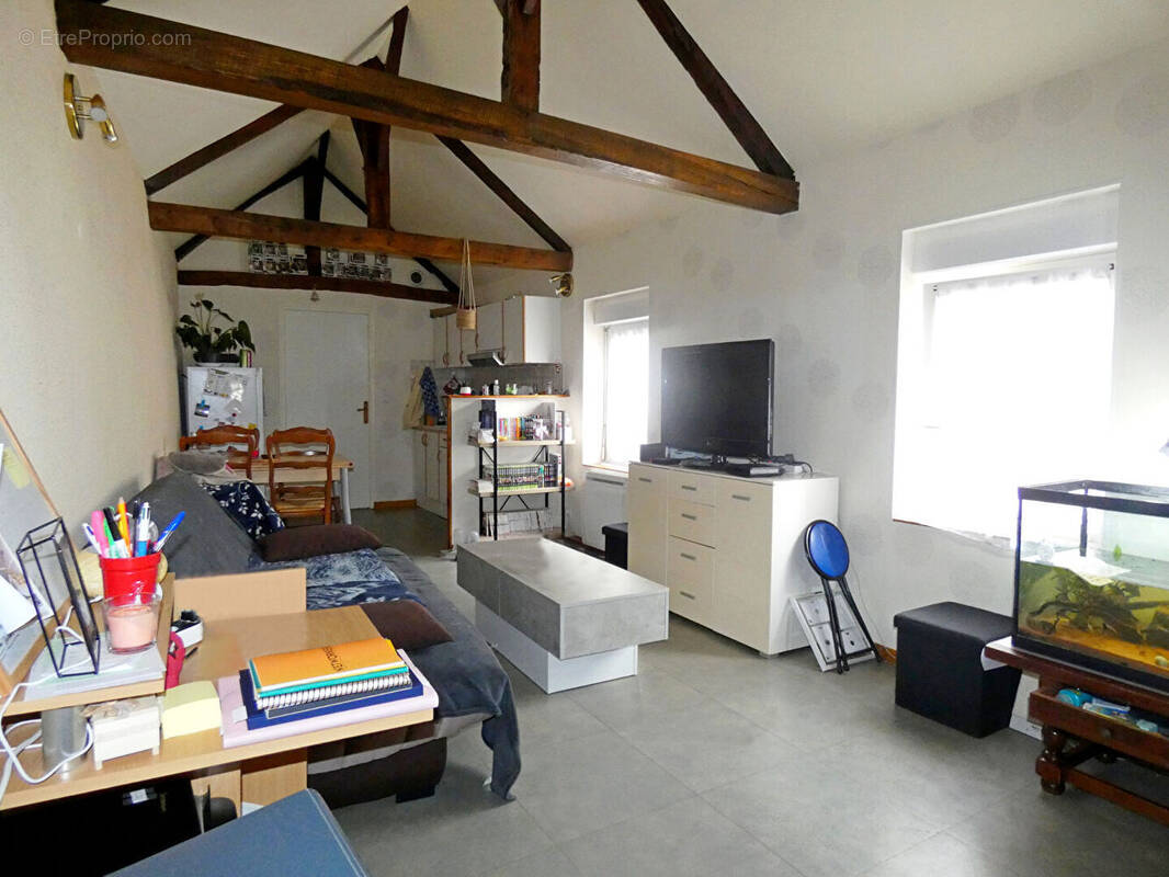 Appartement à LE LOUROUX-BECONNAIS