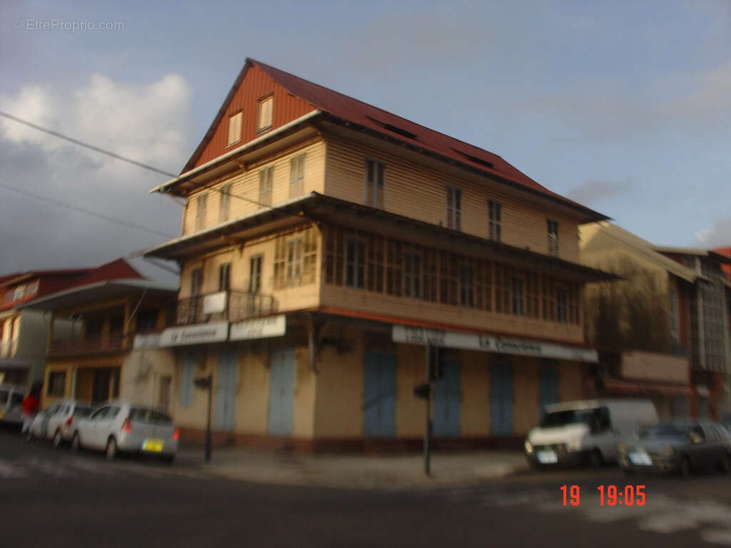 Commerce à CAYENNE