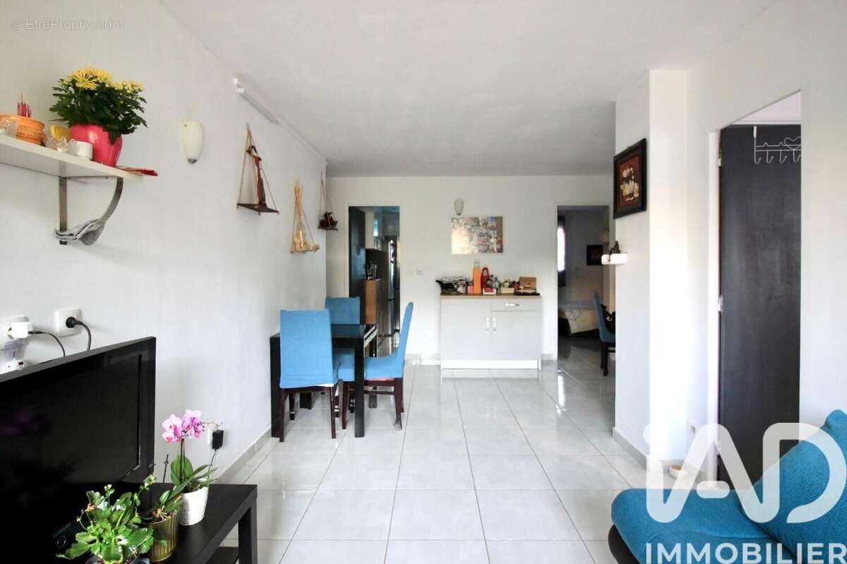 Photo 2 - Appartement à MARSEILLE-9E