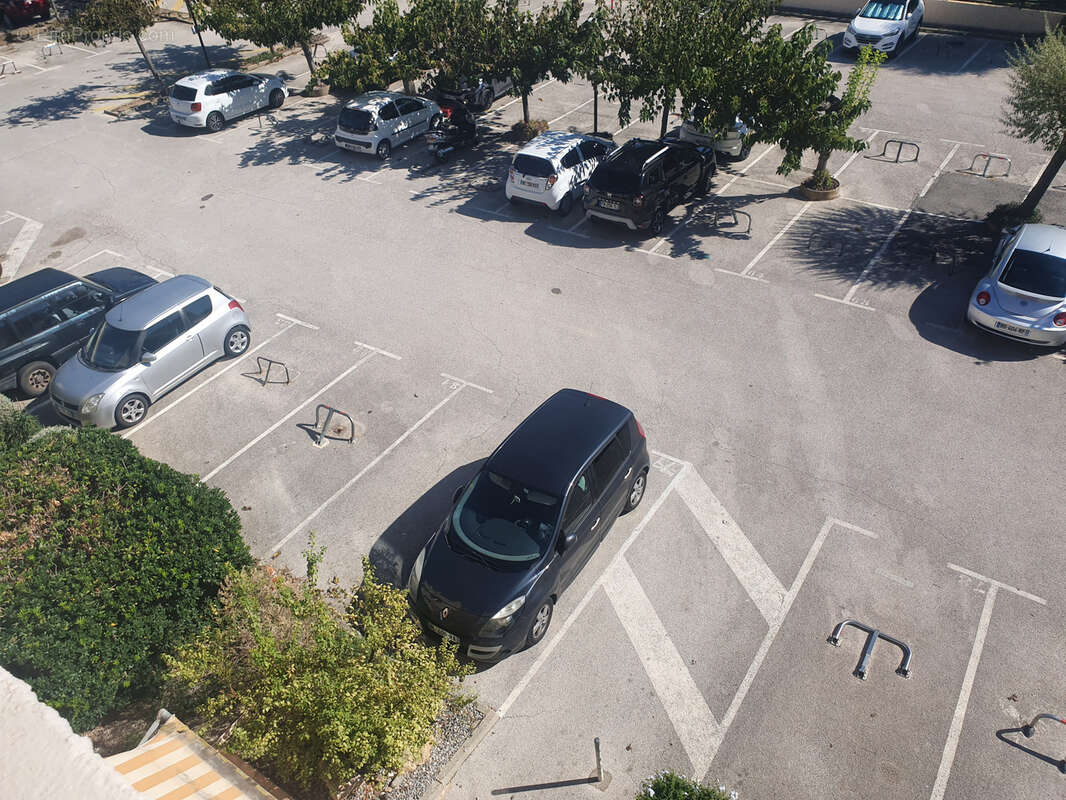 Appartement à LA LONDE-LES-MAURES