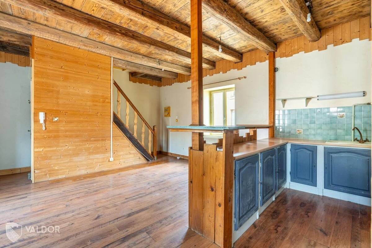 Appartement à CORCELLES-EN-BEAUJOLAIS