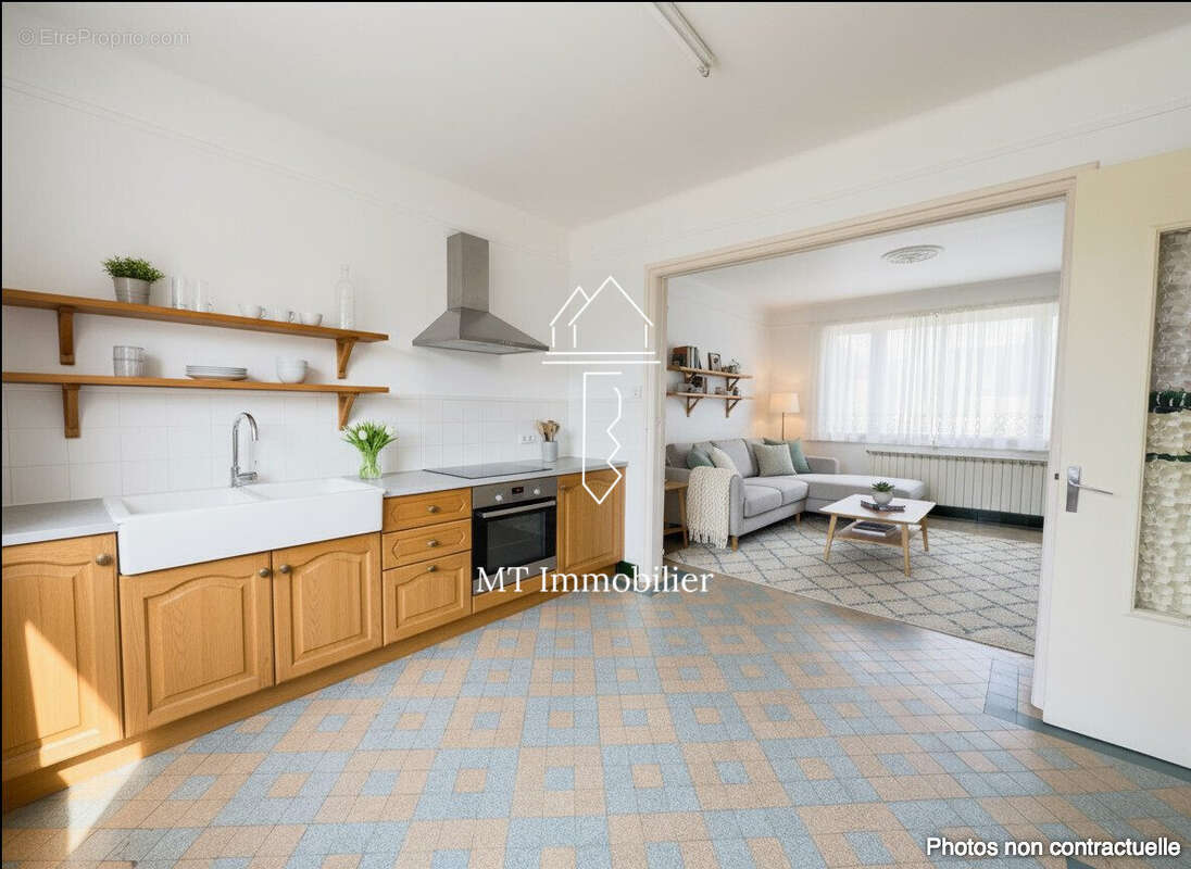 Maison à BEAURAINVILLE