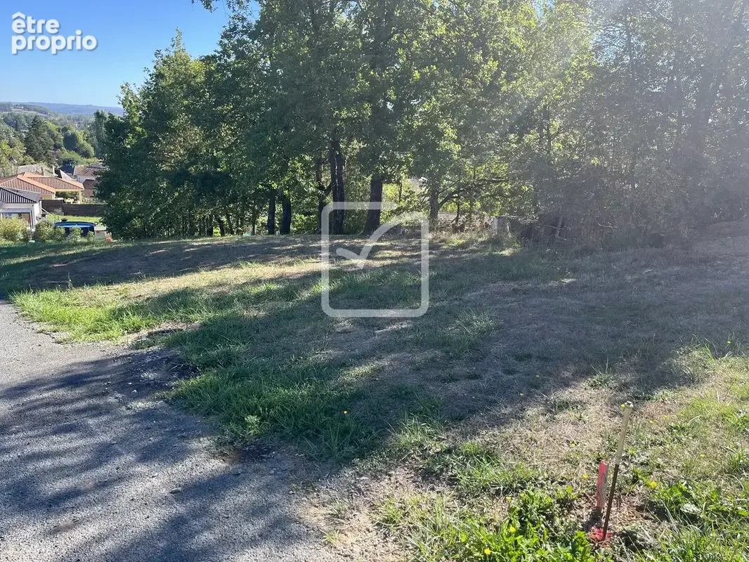 Parcelle constructible de 853m2 - photo 3