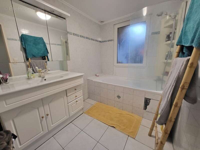 Maison à PLOMODIERN