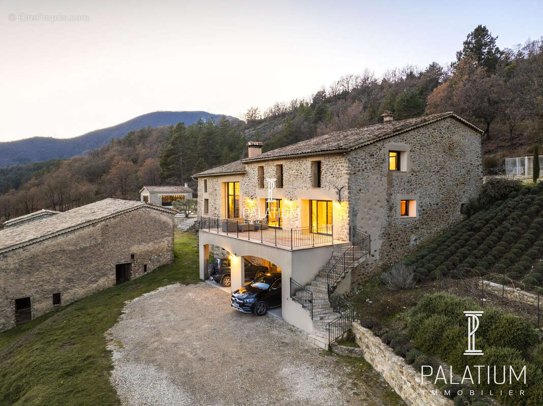 Maison 243 m² à Sisteron  - photo 5