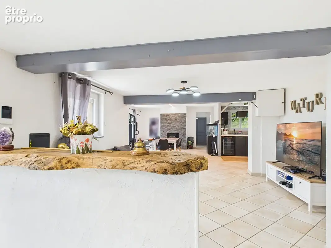 Grande maison familiale avec piscine et 6 chambres, à 20 mn de Bourgoin - photo 4