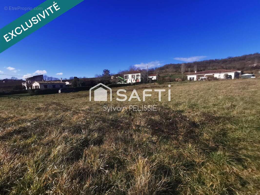 Terrain 2102 m² à Lauzerte  - photo 6