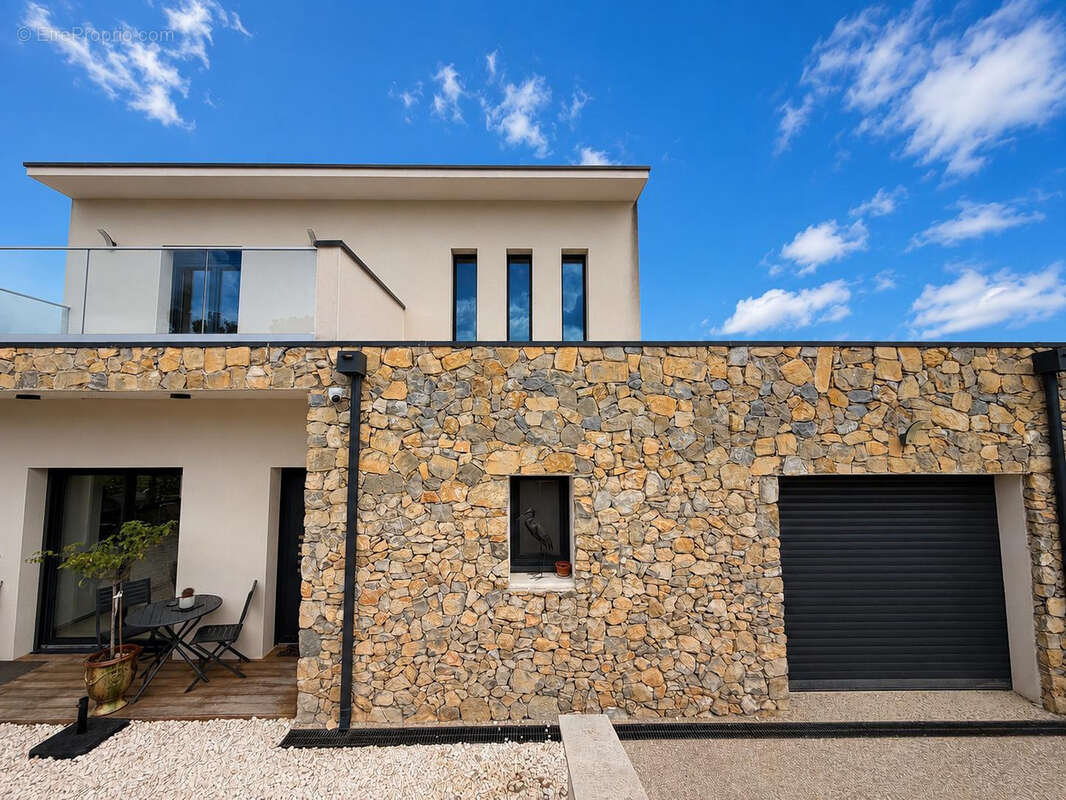 Maison à NIMES
