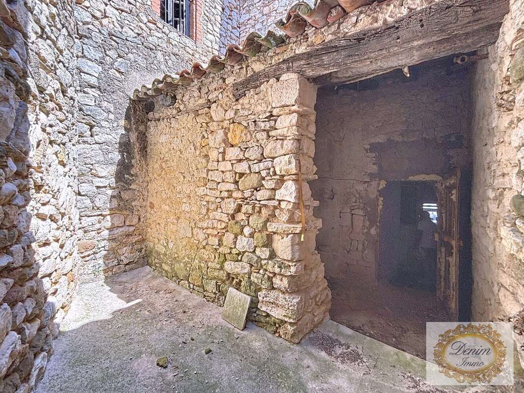 Maison à FONS