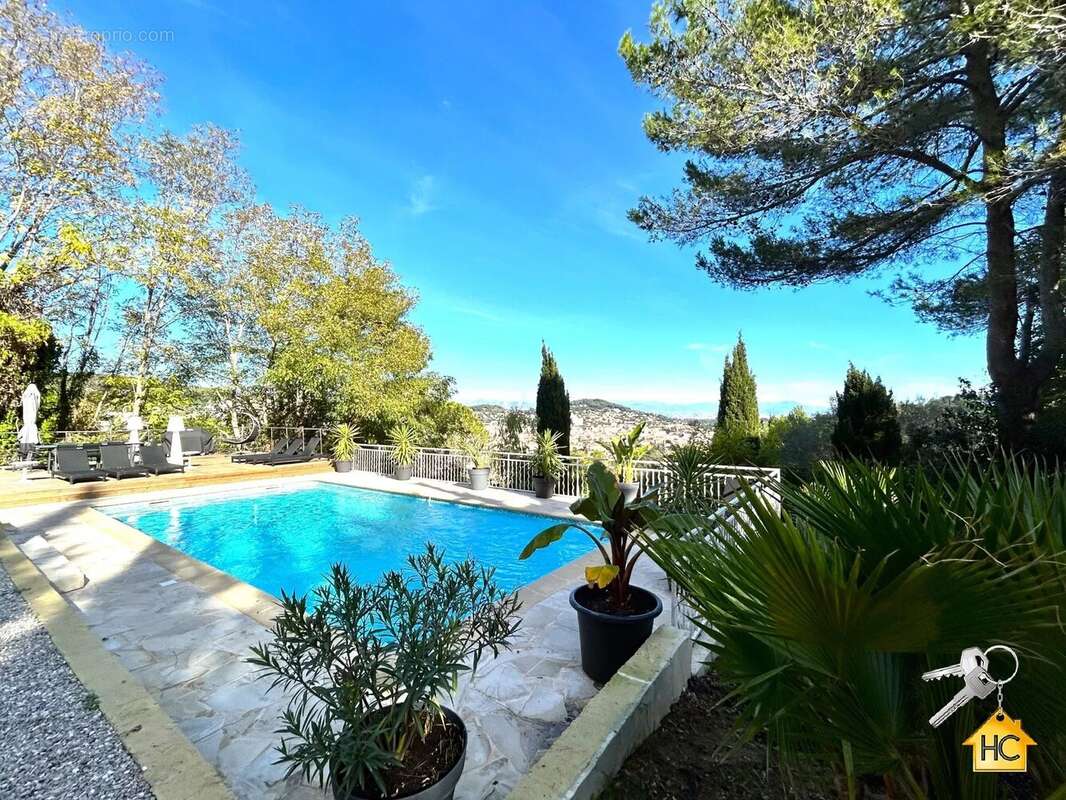 Maison à CANNES