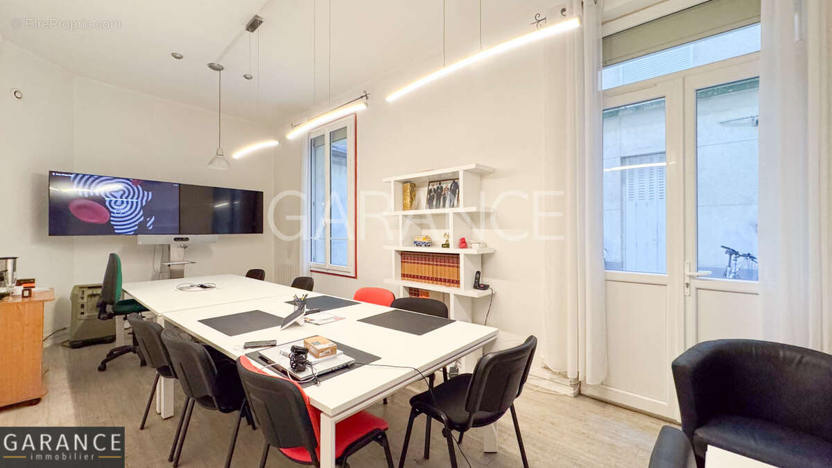 Commerce à PARIS-14E