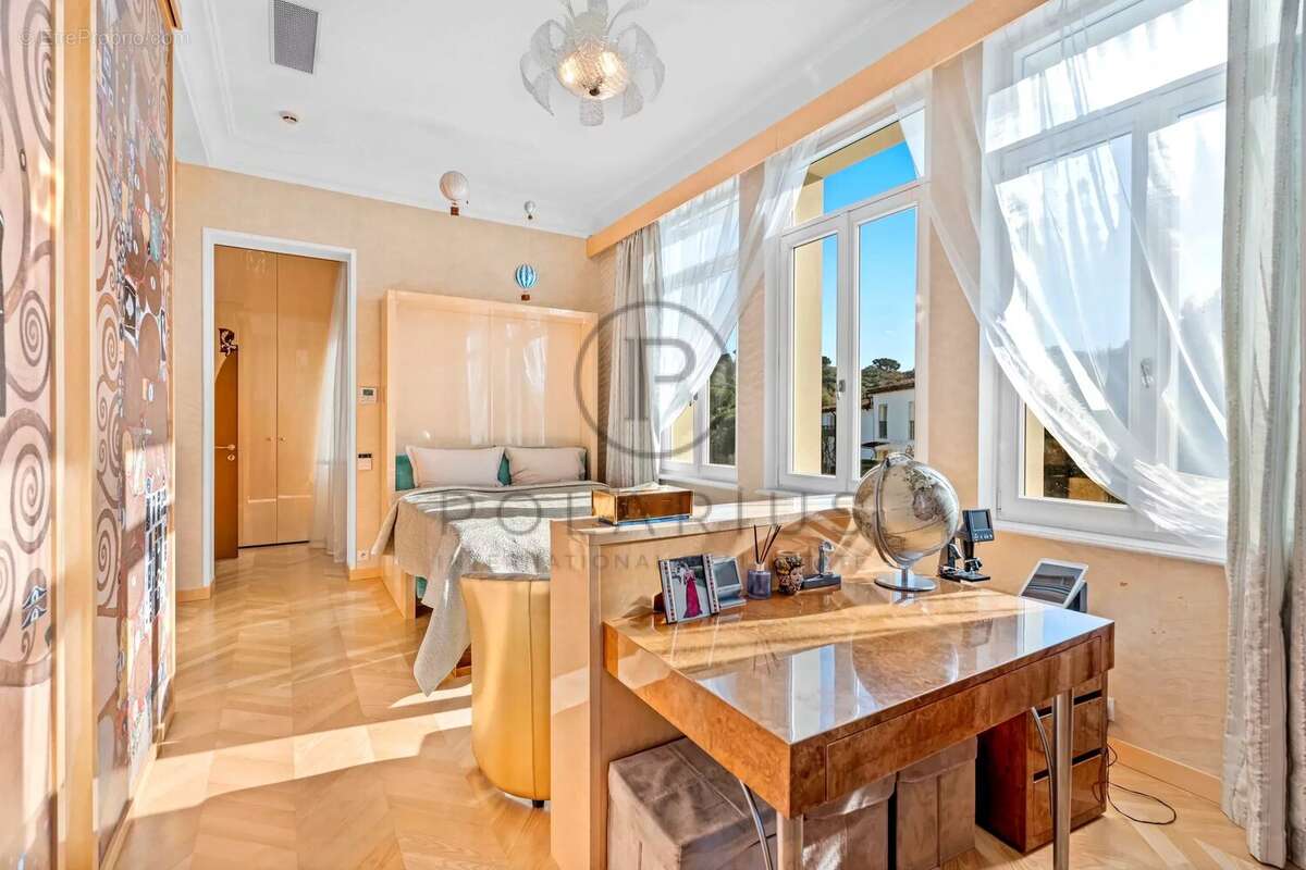 Maison à ANTIBES