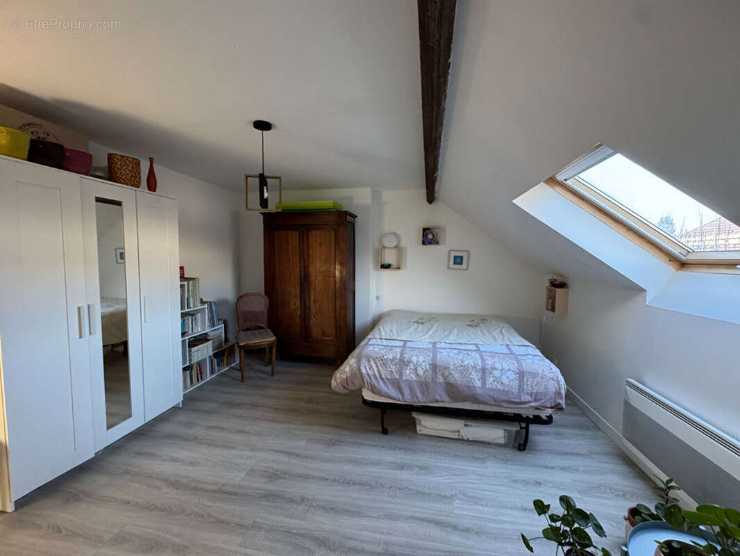 A vendre Maison bourgeoise 242 m²  Jardin 506 m²  Centre-ville de Melun - photo 15