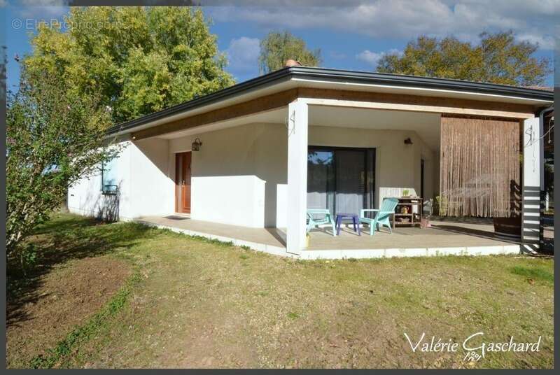 Maison à MENESPLET