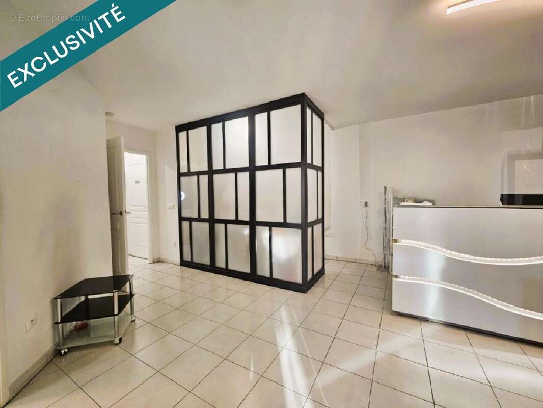 Photo 7 - Appartement à ROQUEBRUNE-SUR-ARGENS