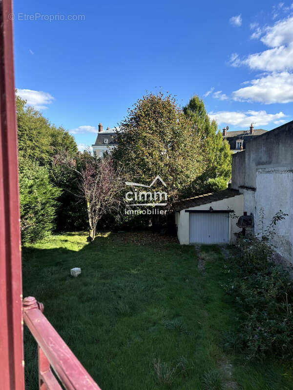 Maison à COULOMMIERS