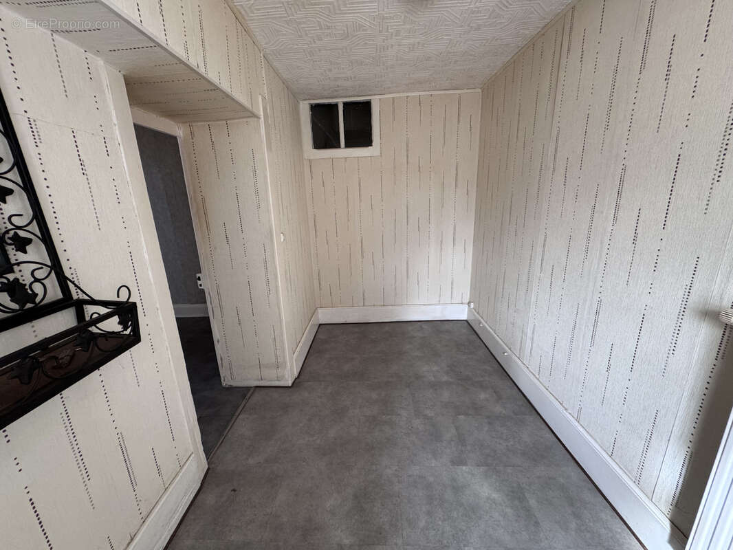 Maison à CONFLANS-SUR-LANTERNE