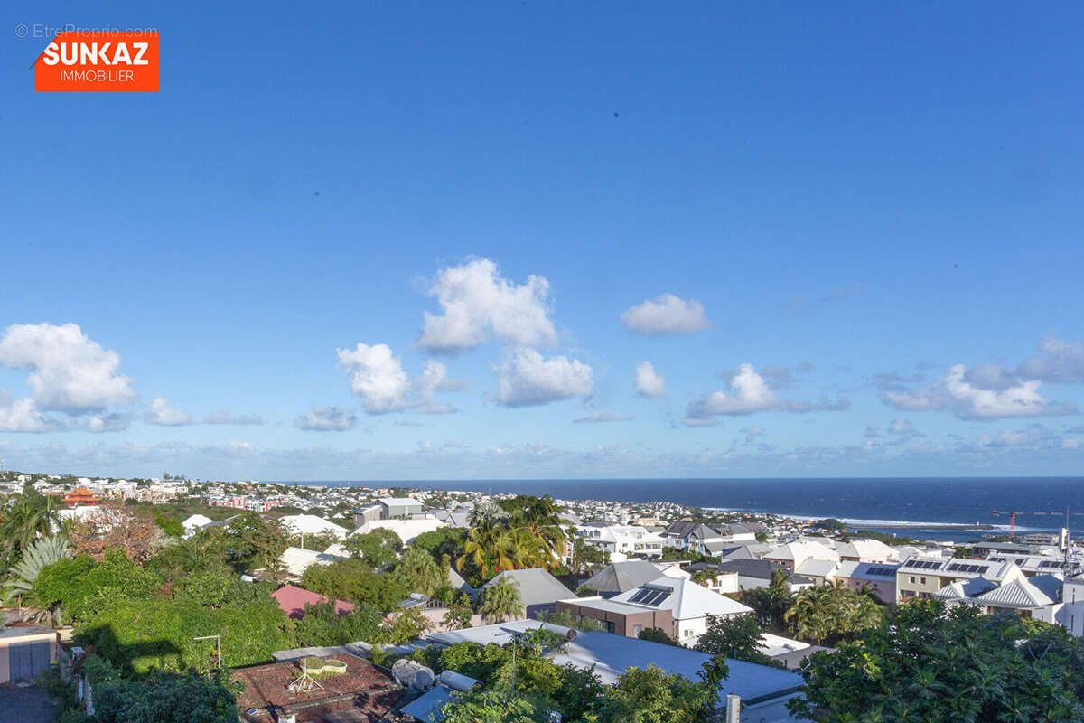 Appartement à SAINT-PIERRE