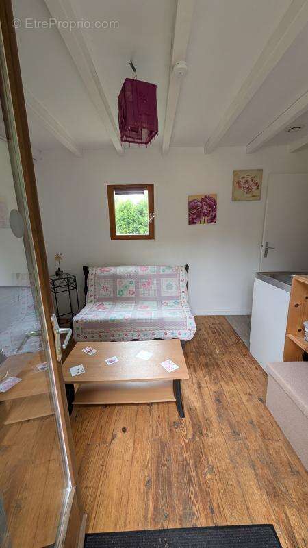 Appartement à SAINT-CLEMENT-DE-VERS